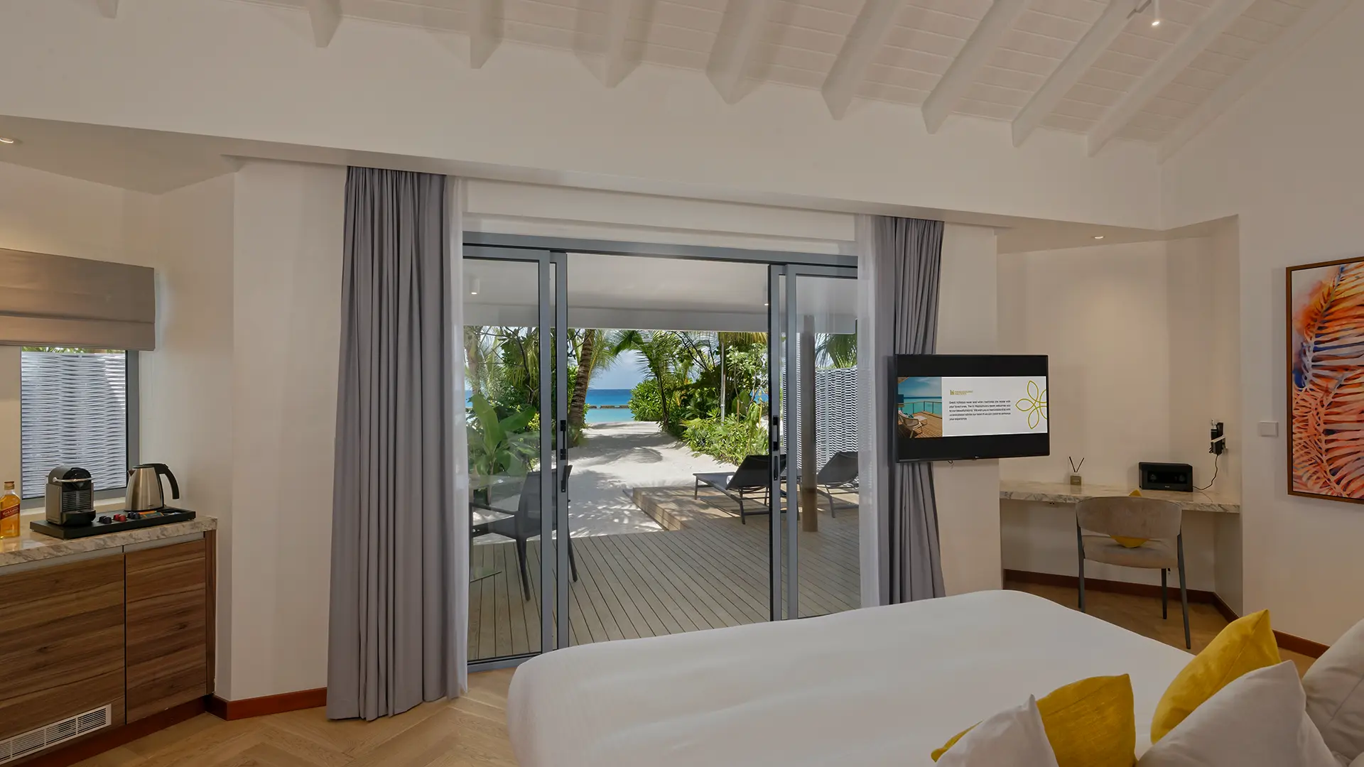 Room image 4